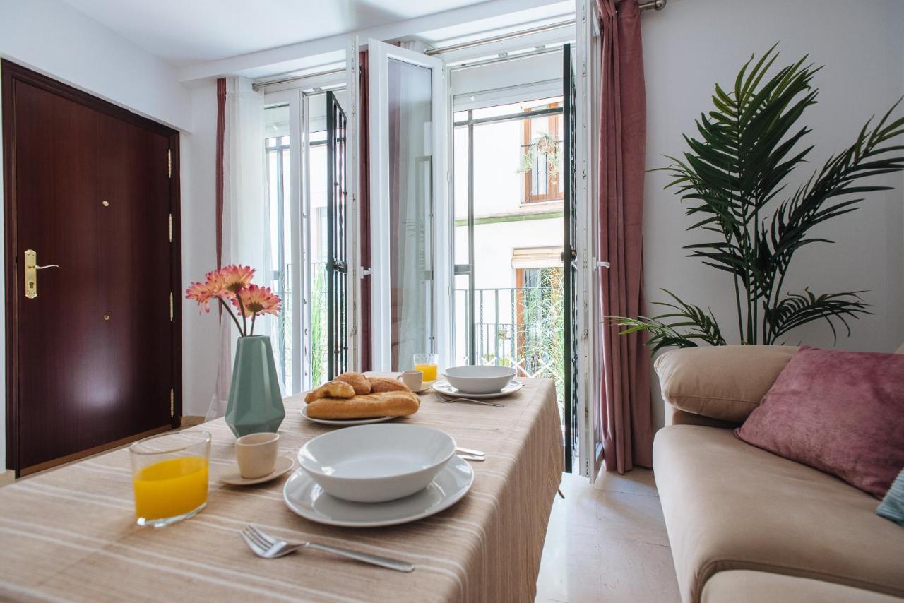 Sbh1 Beautiful 1 Bedroom Apartment In City Center Siviglia Esterno foto