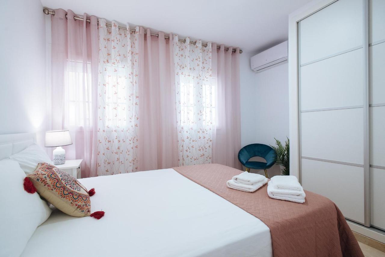 Sbh1 Beautiful 1 Bedroom Apartment In City Center Siviglia Esterno foto